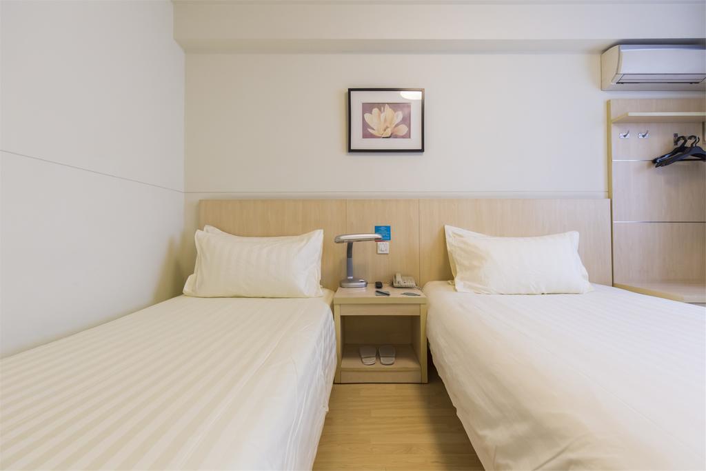 Jingjiang Inn Shanghai Jiading Chengzhong Road Exterior foto